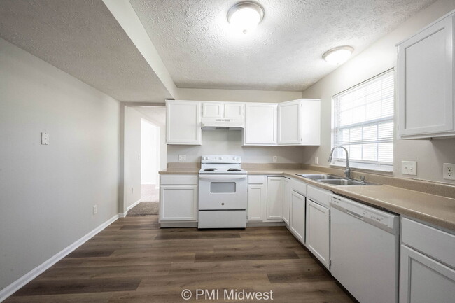 Building Photo - "Spacious 4-Bedroom Gem on Pillory Drive w...