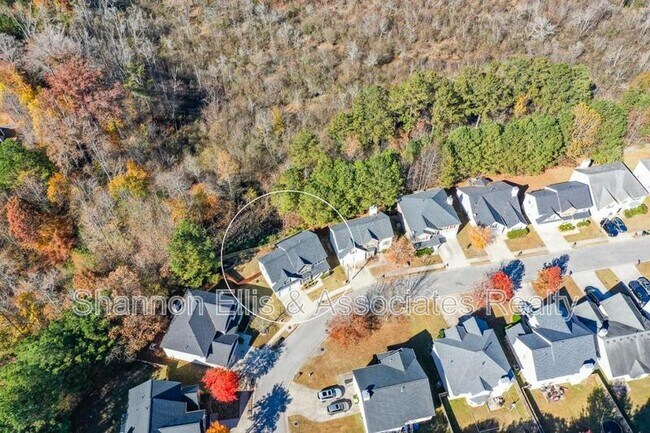 Building Photo - 137 Baywood Crossing