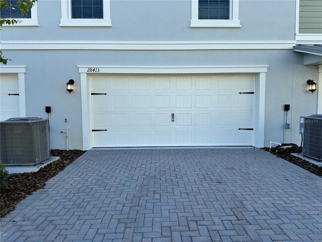 Building Photo - 28413 Grassland Rnch Ln