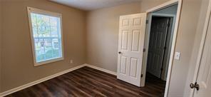 Building Photo - 1760 Miller Springs Dr