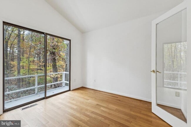 Building Photo - 135 Lizzie Mills Rd