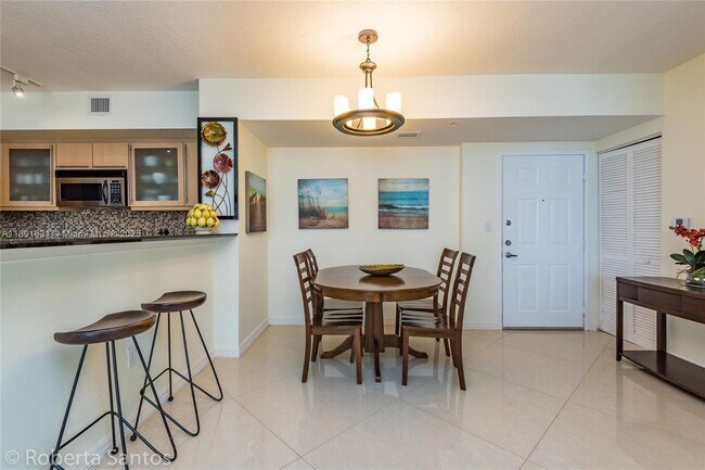 Building Photo - 2080 S Ocean Dr