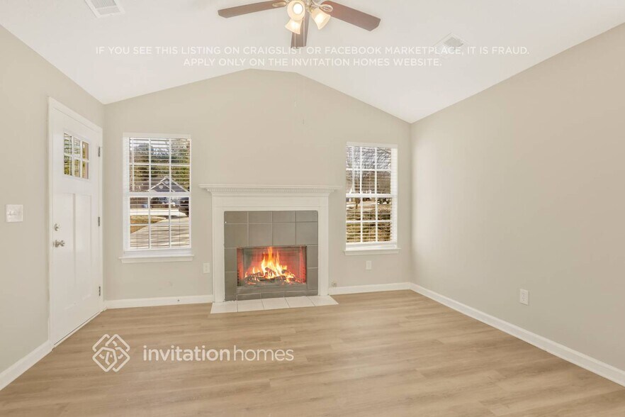 Building Photo - 1241 Waterton Trail