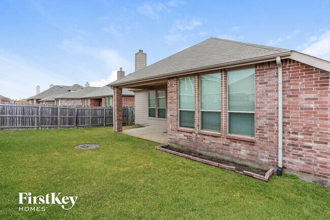 Building Photo - 2012 Fort Stockton Dr