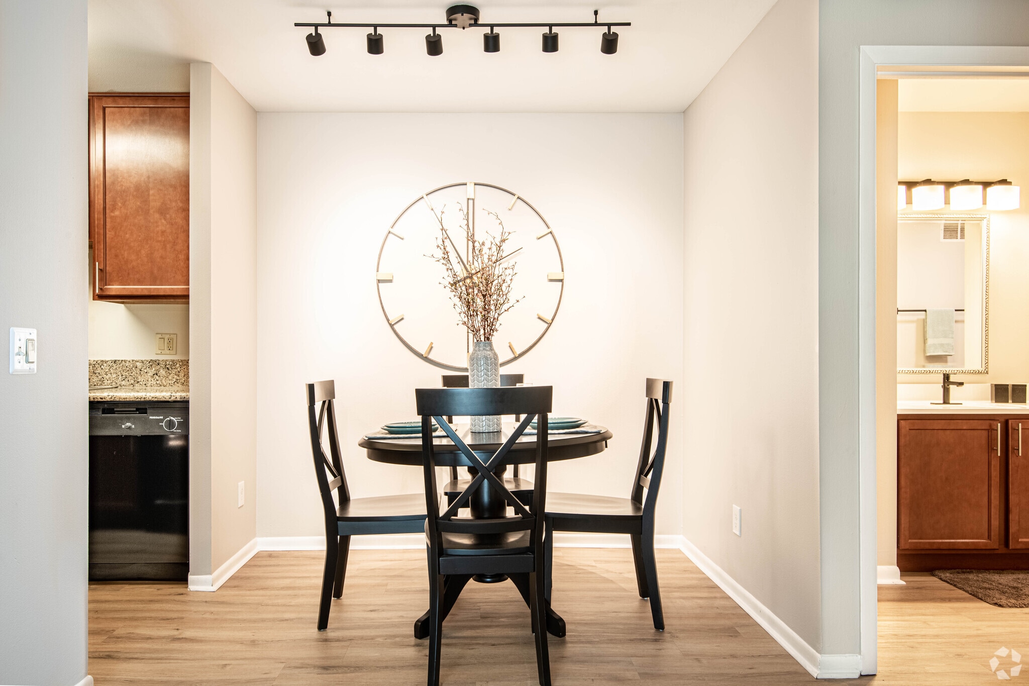 Sycamore Woods 2517 Pheasant Ridge Trl Madison WI 53717 Apartment