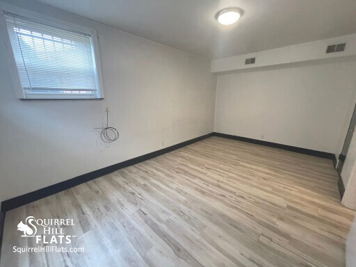 Building Photo - 5712 Phillips Ave