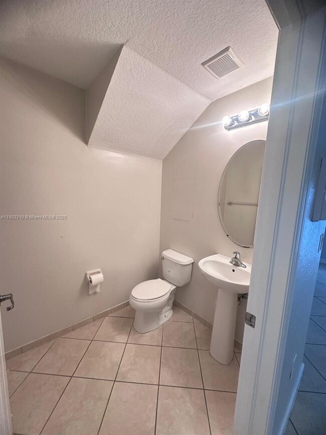 Building Photo - 15440 SW 119th Terrace