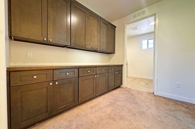 Building Photo - 1635 Faldo Ct