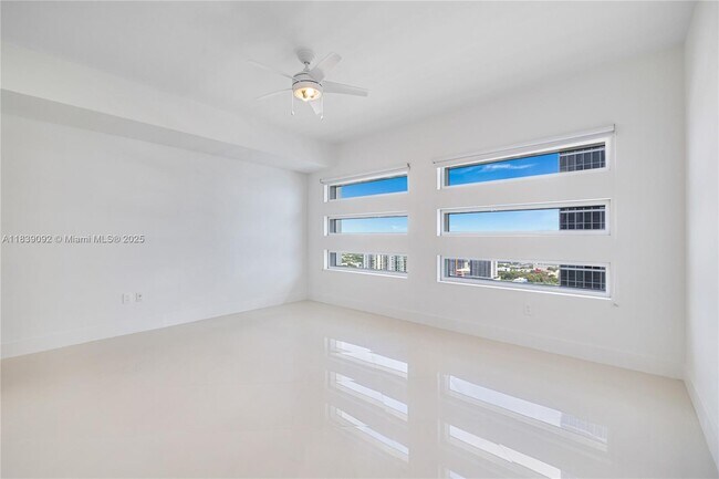 Building Photo - 1040 Biscayne Blvd