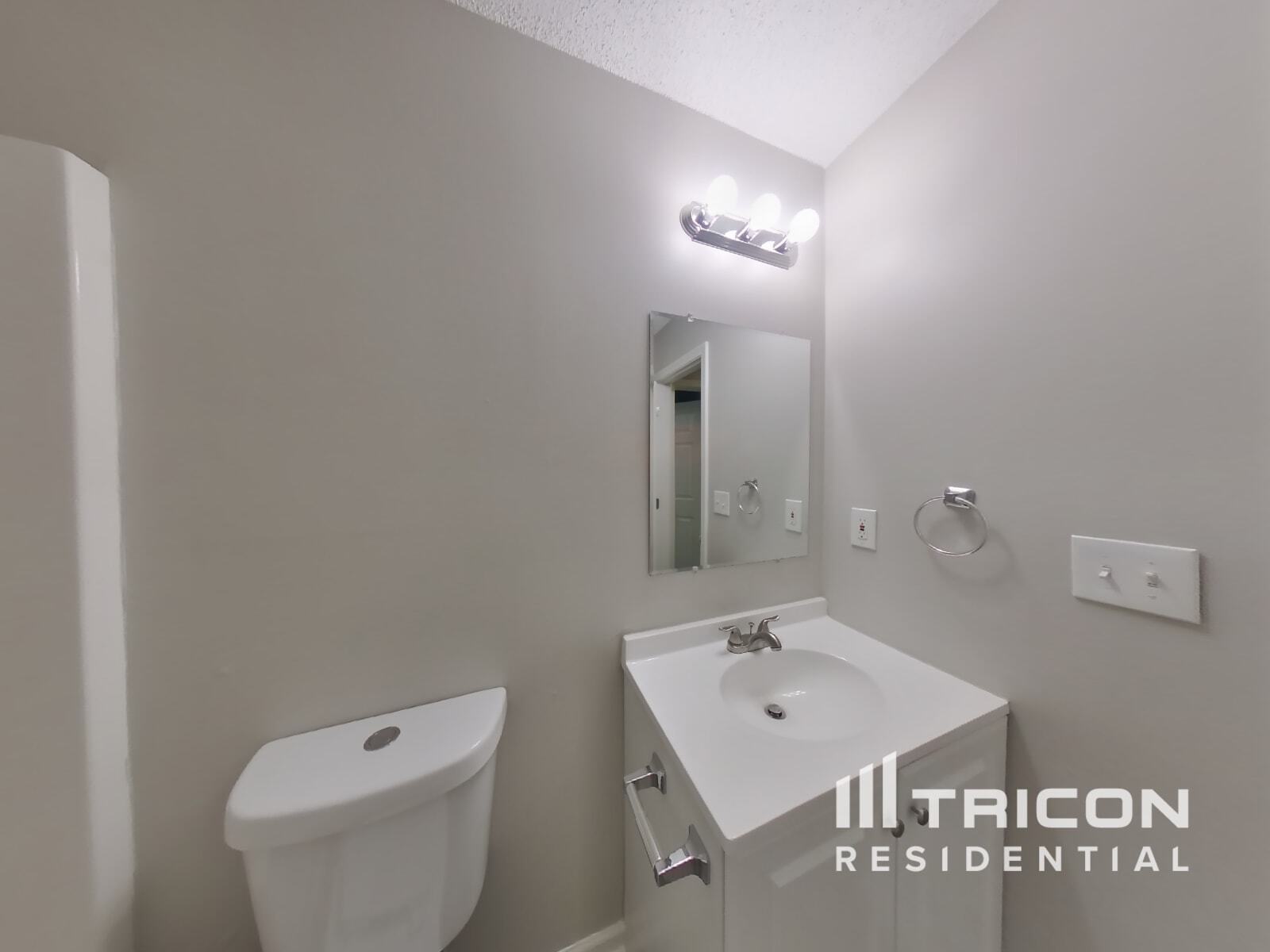 Building Photo - 1128 Misty Meadows Crossing