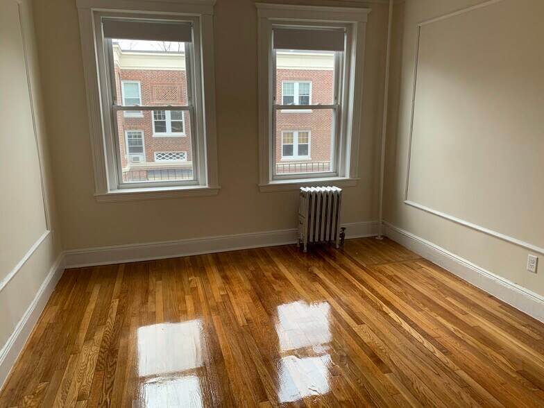 Building Photo - 4 Vinal St