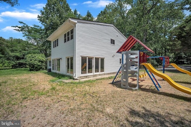Building Photo - 13205 Lee Hwy