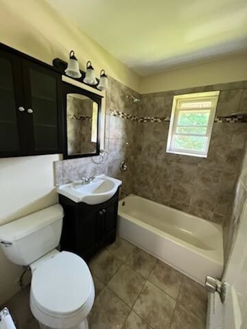 Building Photo - 3600 Harper Ave