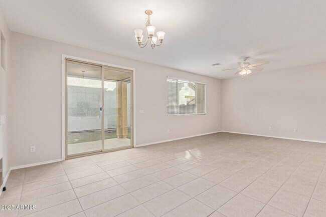 Building Photo - 16648 W Jenan Dr