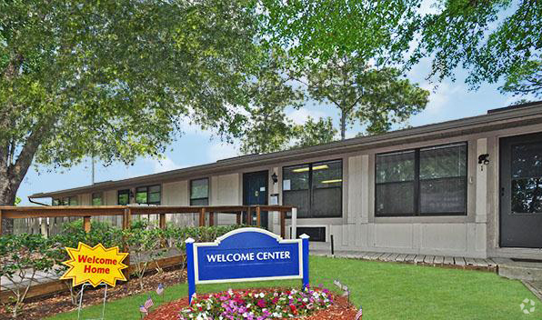 Leasing Office - Oak Shade Apartments