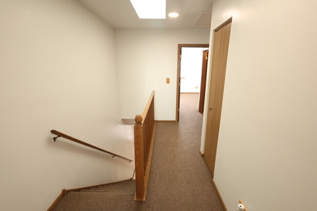 Building Photo - 1840 Grove Ave