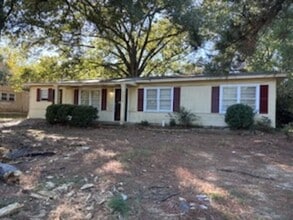 Building Photo - 3359 Suncrest Dr