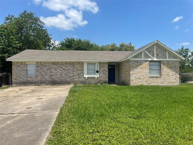 Primary Photo - 12939 Scott St