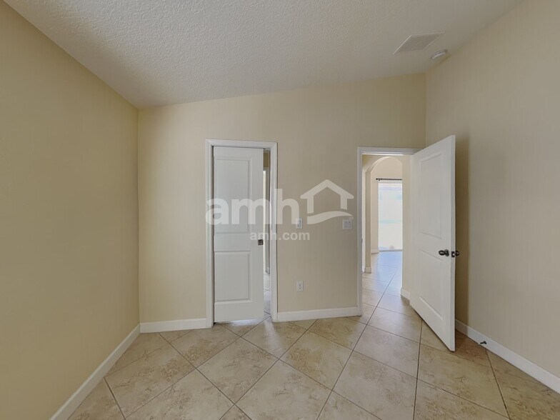 Building Photo - 12035 Cardinal Flower Dr