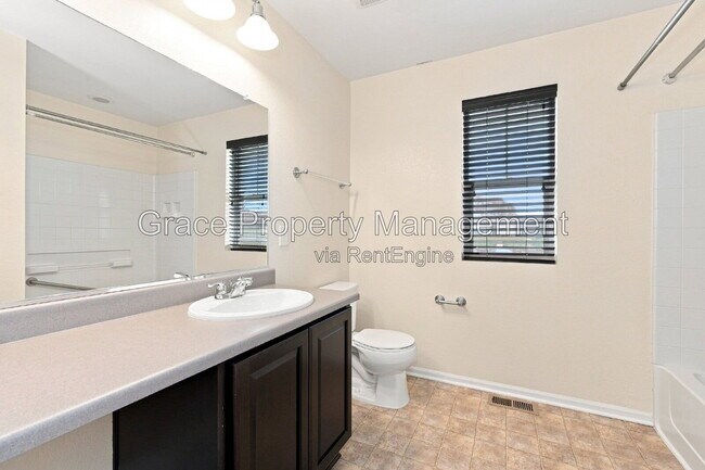 Building Photo - 8562 E 49th Pl