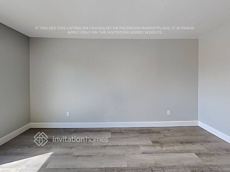 Building Photo - 6085 Kingwood Cir