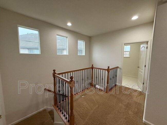 Building Photo - 17340 Ferndale St