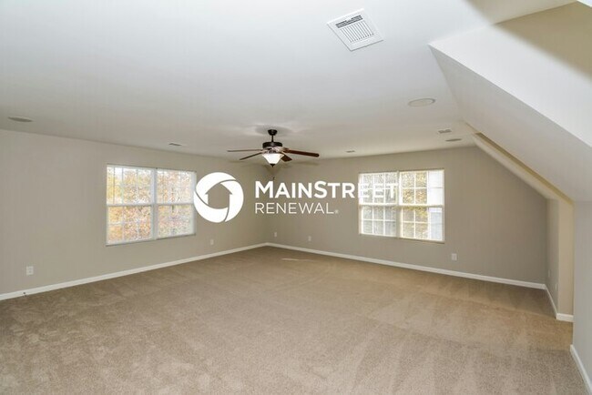 Building Photo - 4005 New London Ct