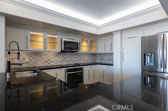 Building Photo - 345 Pioneer Dr