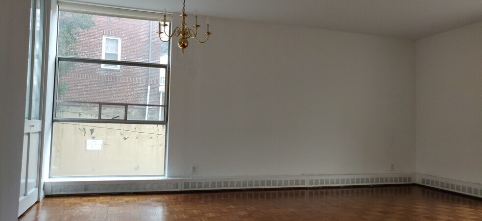 Building Photo - 30 Gardner Rd