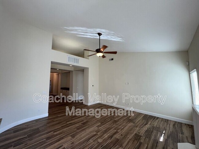 Building Photo - 77597 Carinda Ct