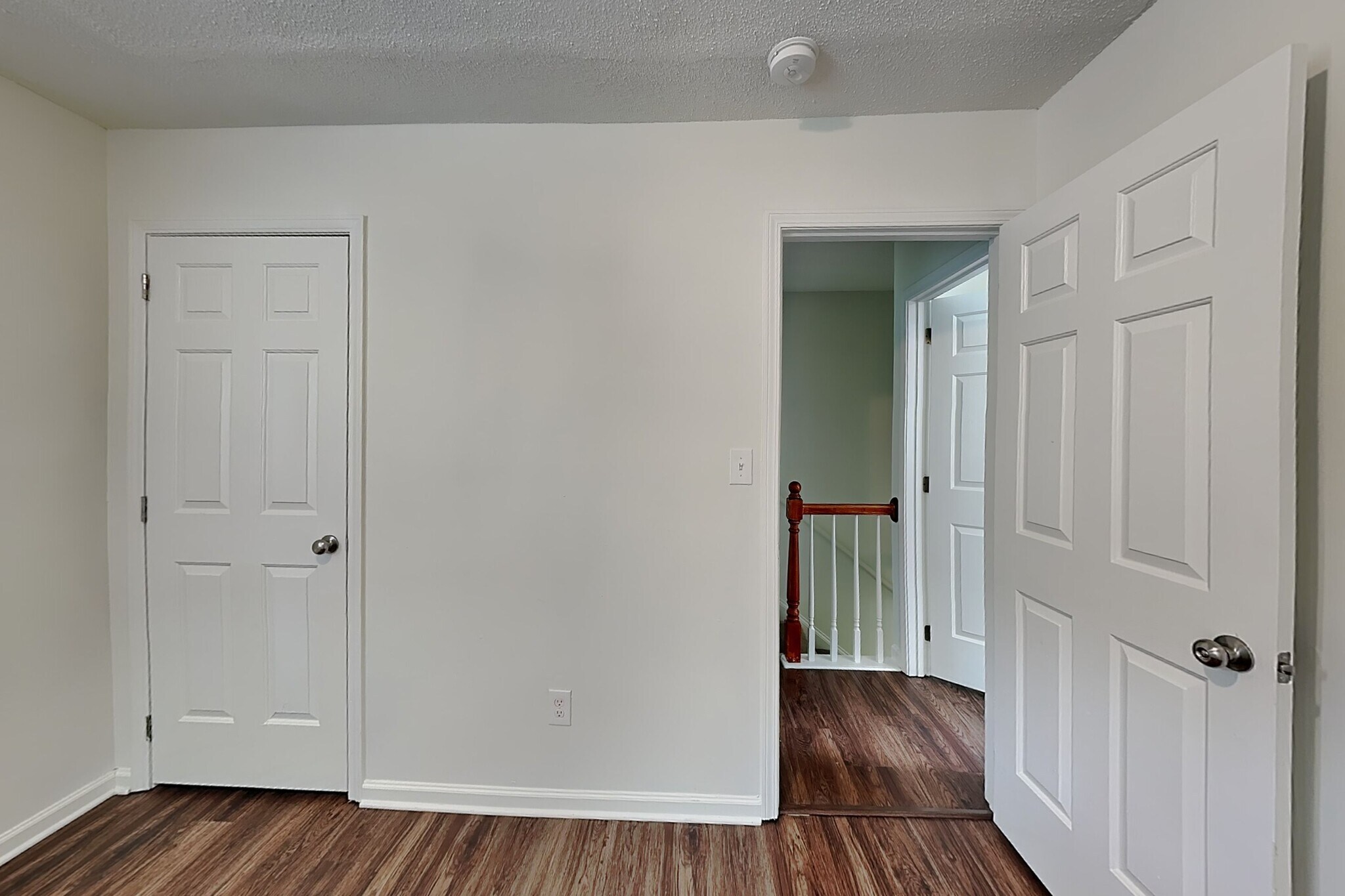 Building Photo - 1020 Ridgefield Cir