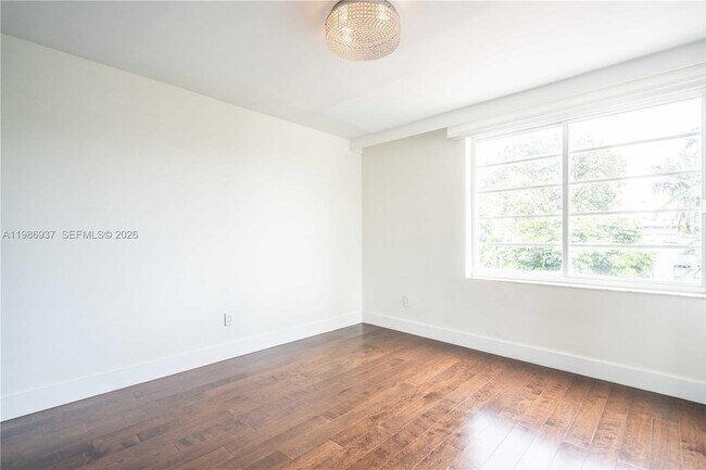 Building Photo - 1150 Euclid Ave