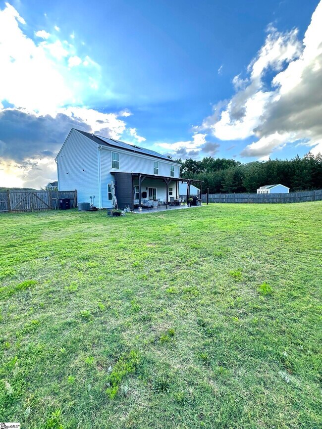 Building Photo - 304 Wyngate Ct