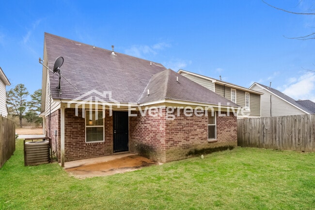 Building Photo - 4599 Addington Dr