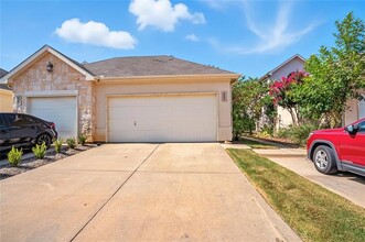 Building Photo - 8007 Ederville Cir