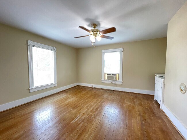 Building Photo - Lawrenceville Home with Lots of Charm and Space