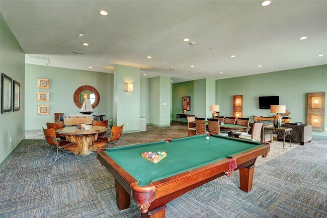Building Photo - 500 Seawall Blvd