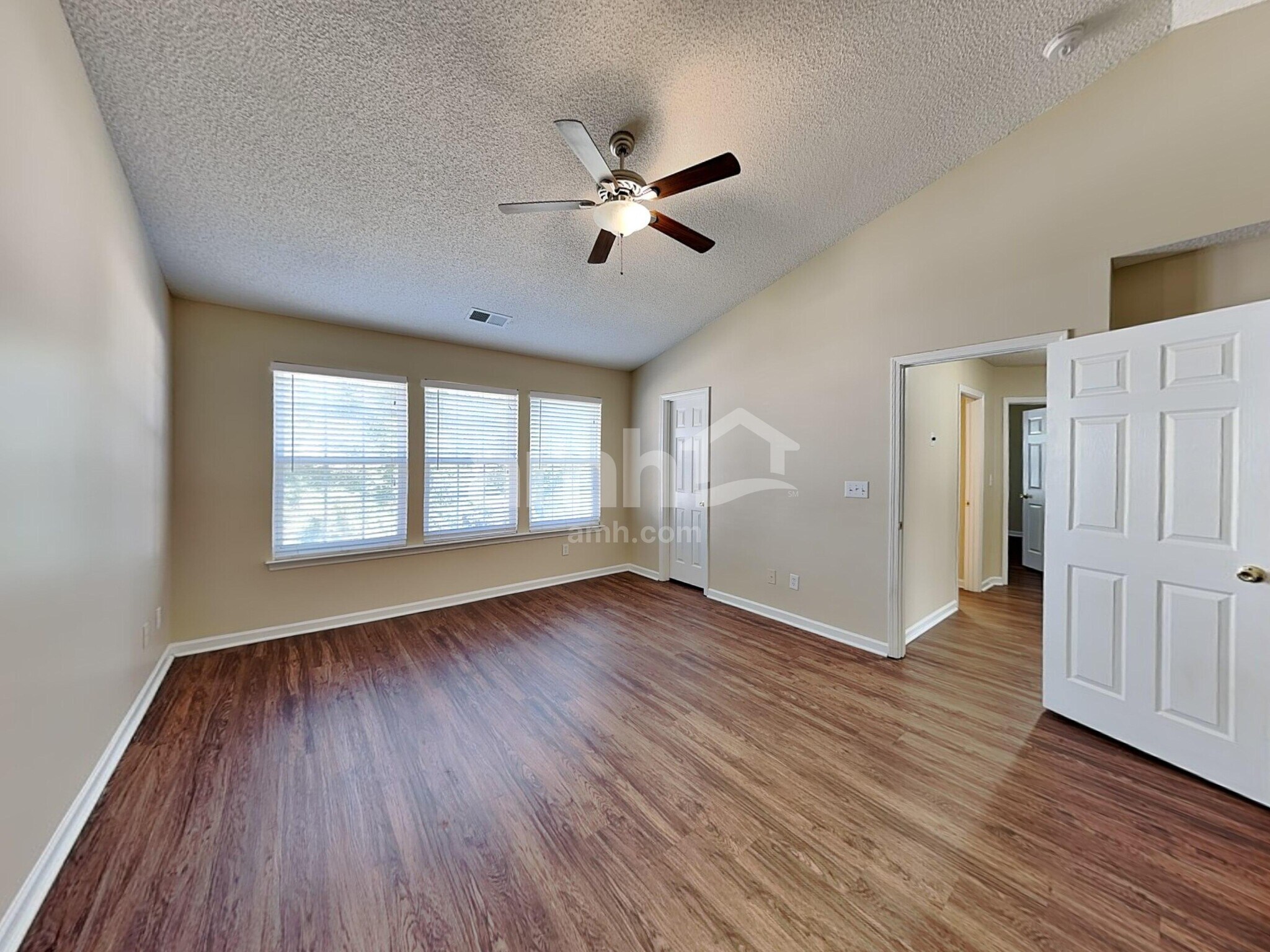 Building Photo - 3109 Teton Dr