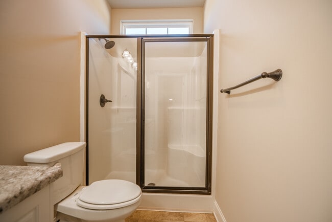 Building Photo - 600 Trellis Square