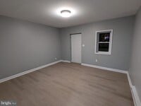 Building Photo - 523 E Patapsco Ave