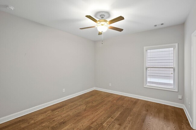 Building Photo - 2559 Draw Dr