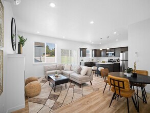 Building Photo - $500 OFF FIRST MONTHS RENT! Brand New Town...