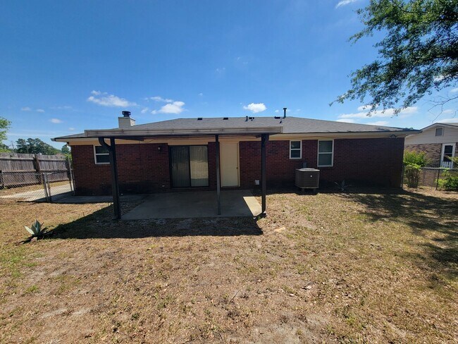 Building Photo - 2803 Ptarmigan Rd
