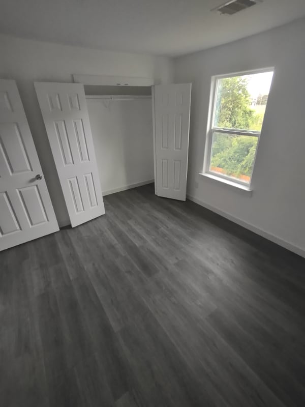 Building Photo - 5212 Ina St