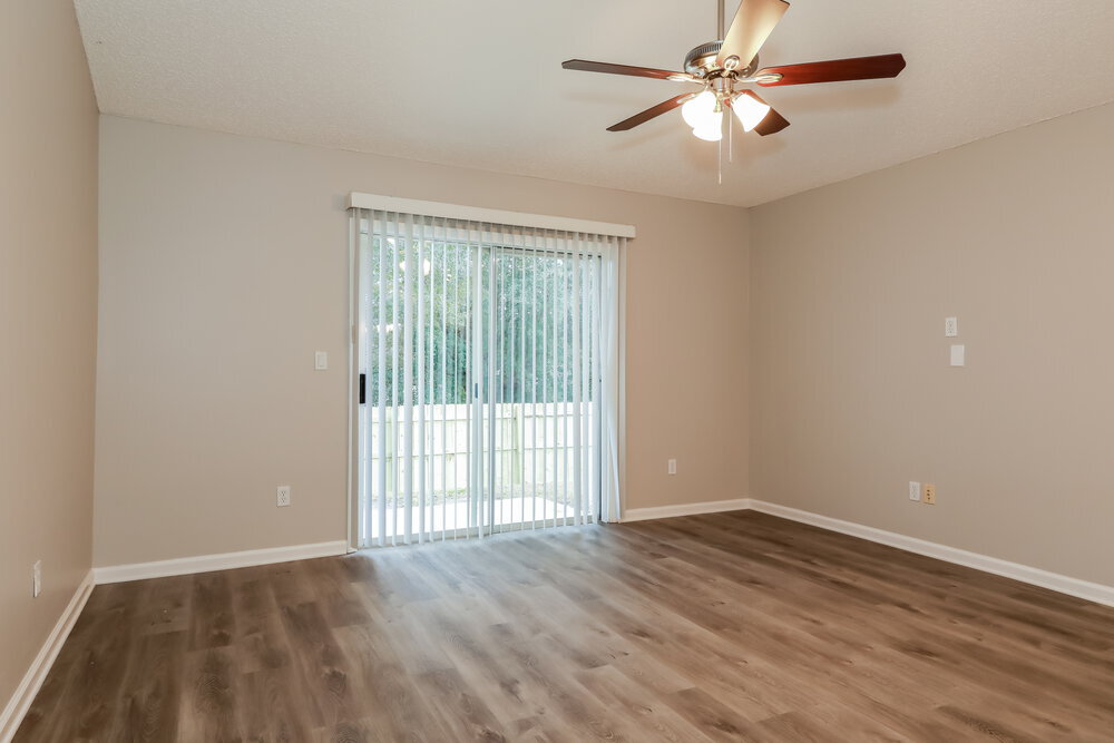 Building Photo - 2621 Fernleaf Dr