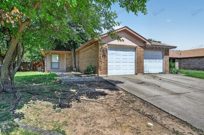 Building Photo - 6706 S Creek Dr