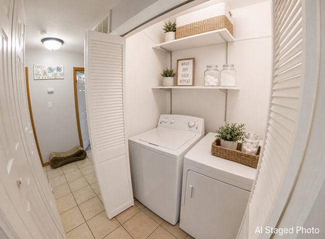Building Photo - Large Fenced-in Backyard + Stainless Steel Appliances! Available August 5th!