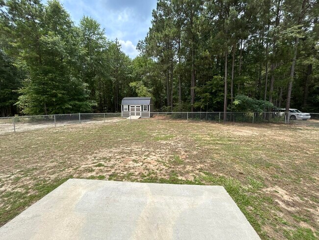 Building Photo - 2570 County Rd 43-402