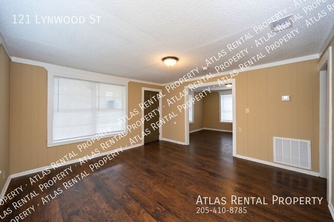 Building Photo - 121 Linwood St