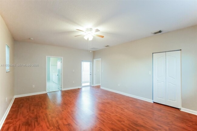 Building Photo - 377 NE 29th Terrace